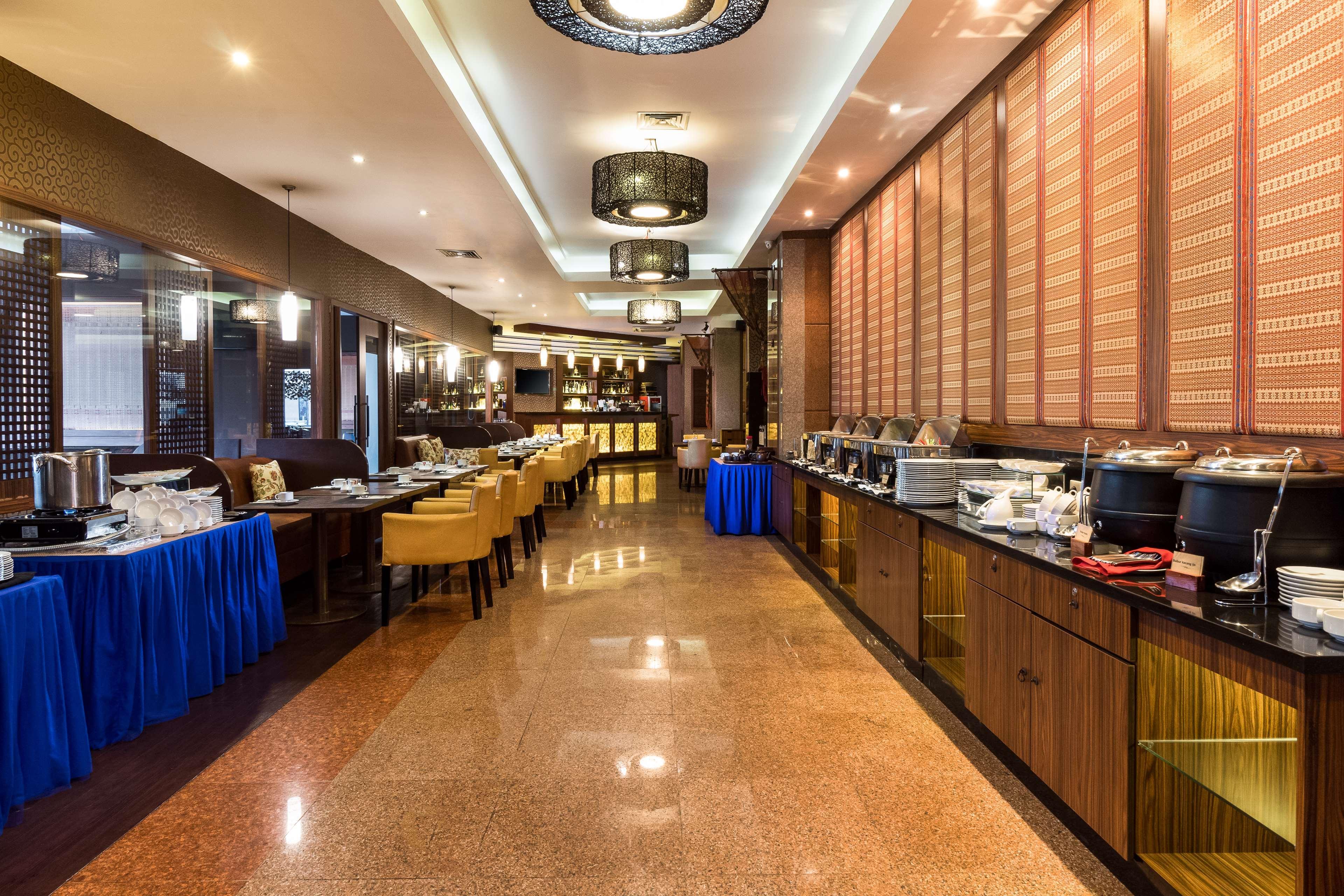Best Western Plus Taft Inn Exterior photo