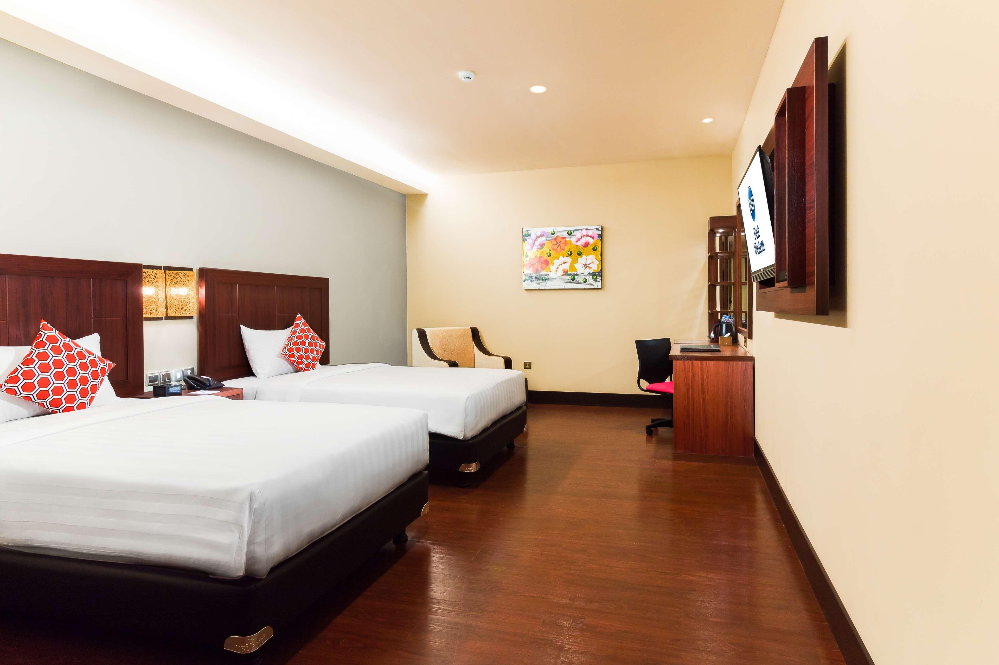 Best Western Plus Taft Inn Exterior photo