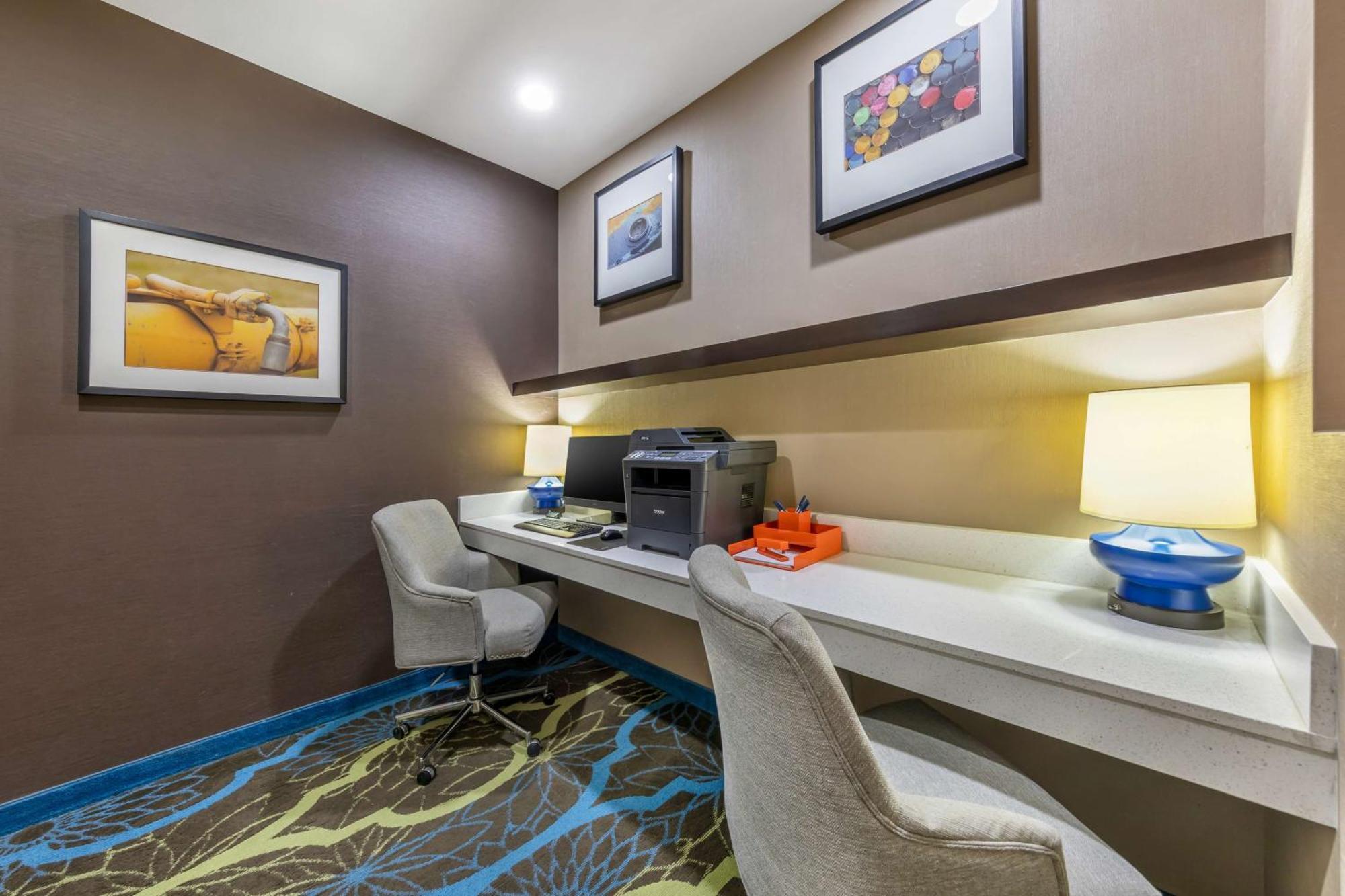 Best Western Plus Taft Inn Exterior photo