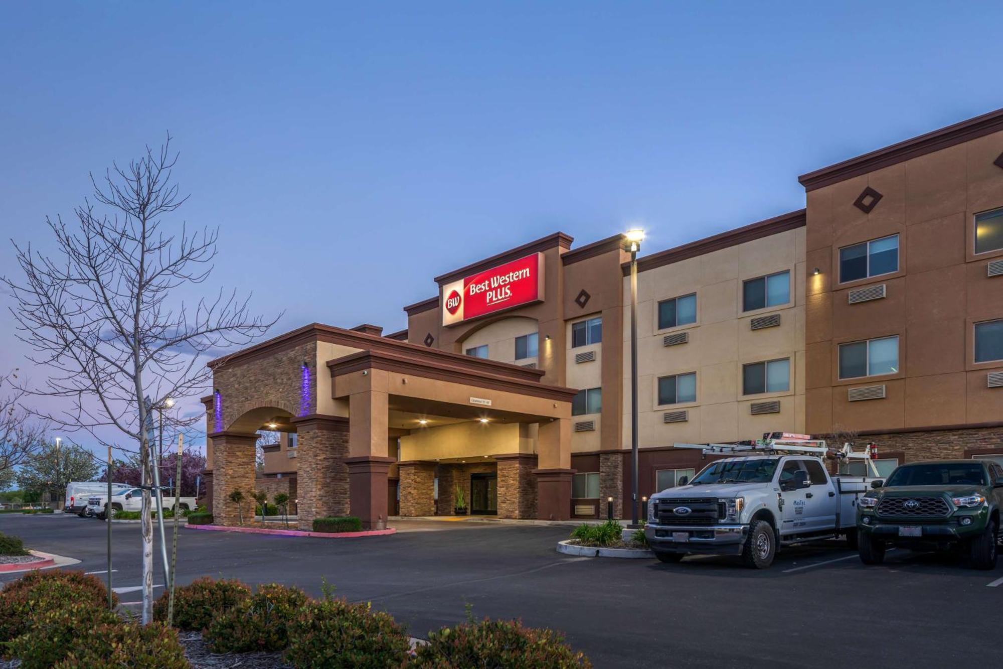 Best Western Plus Taft Inn Exterior photo