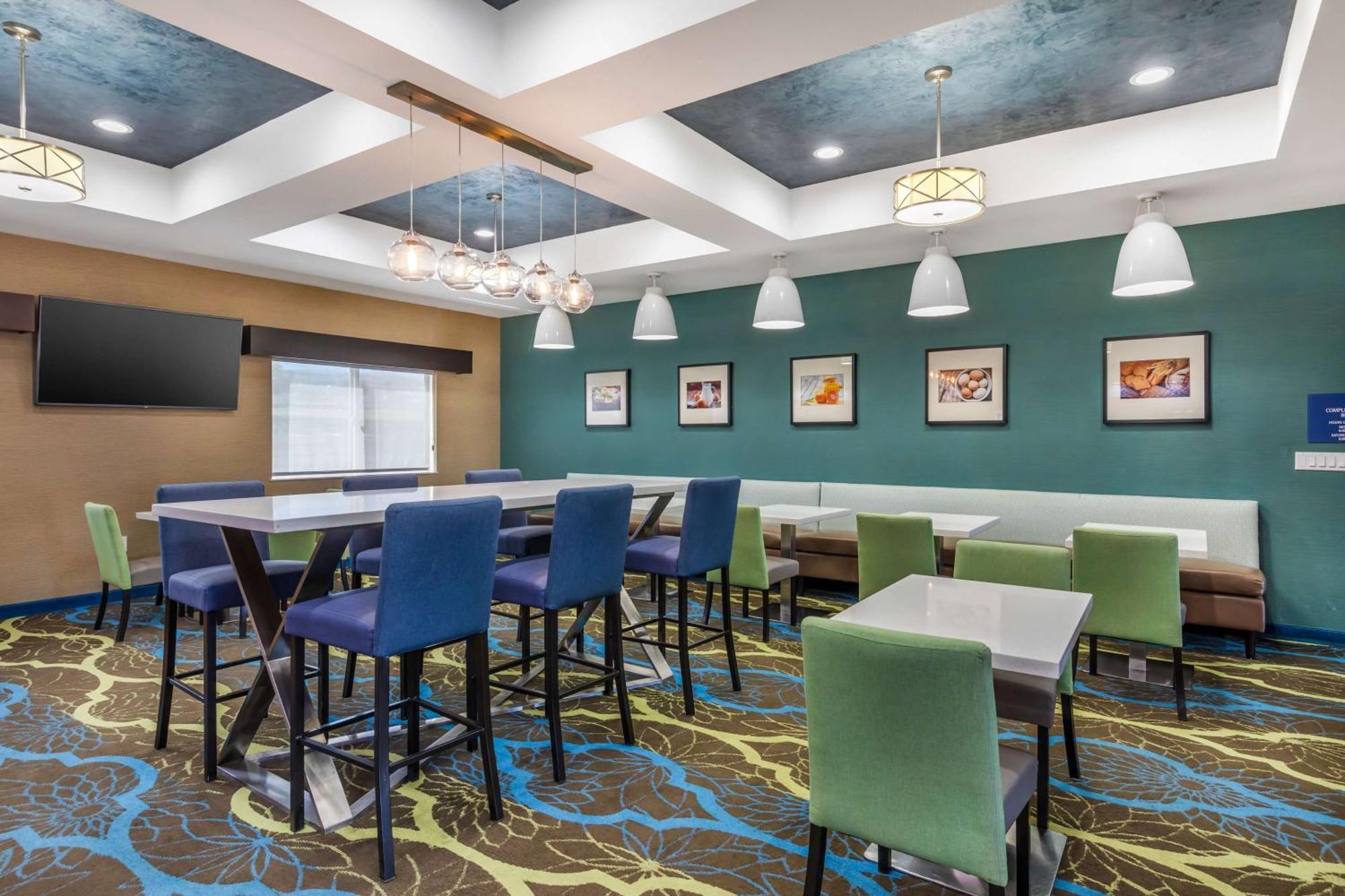 Best Western Plus Taft Inn Exterior photo